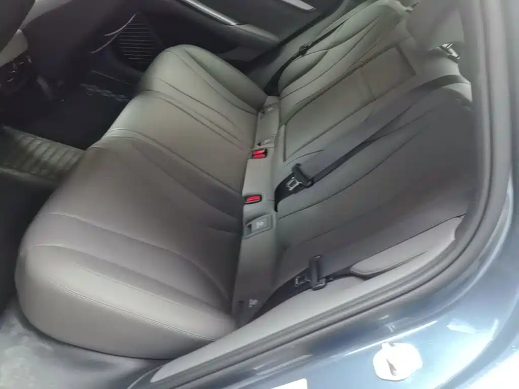 BYD Seal 07 DM-i 2025 — фото 17