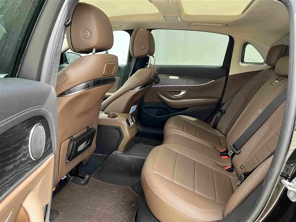 Mercedes-Benz E-Class 2017