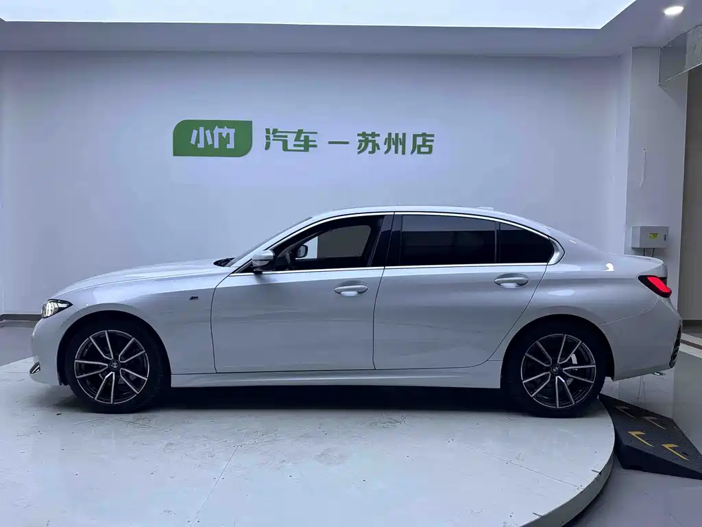 BMW 3 Series 2023