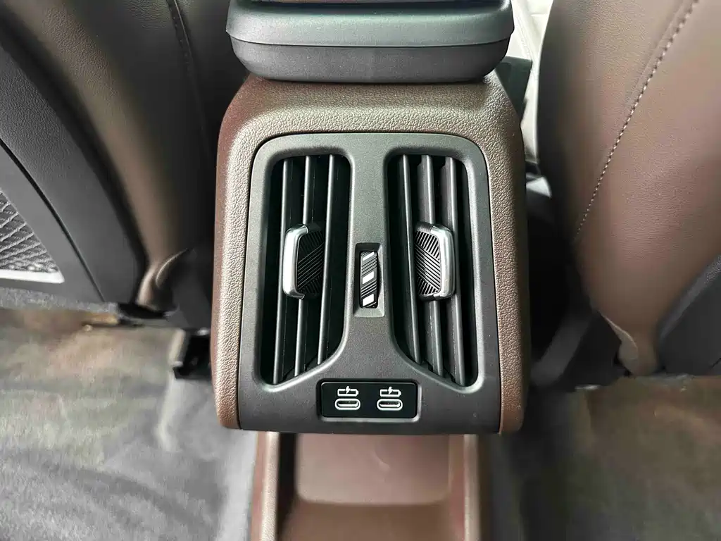BMW X1 2023 — фото 13