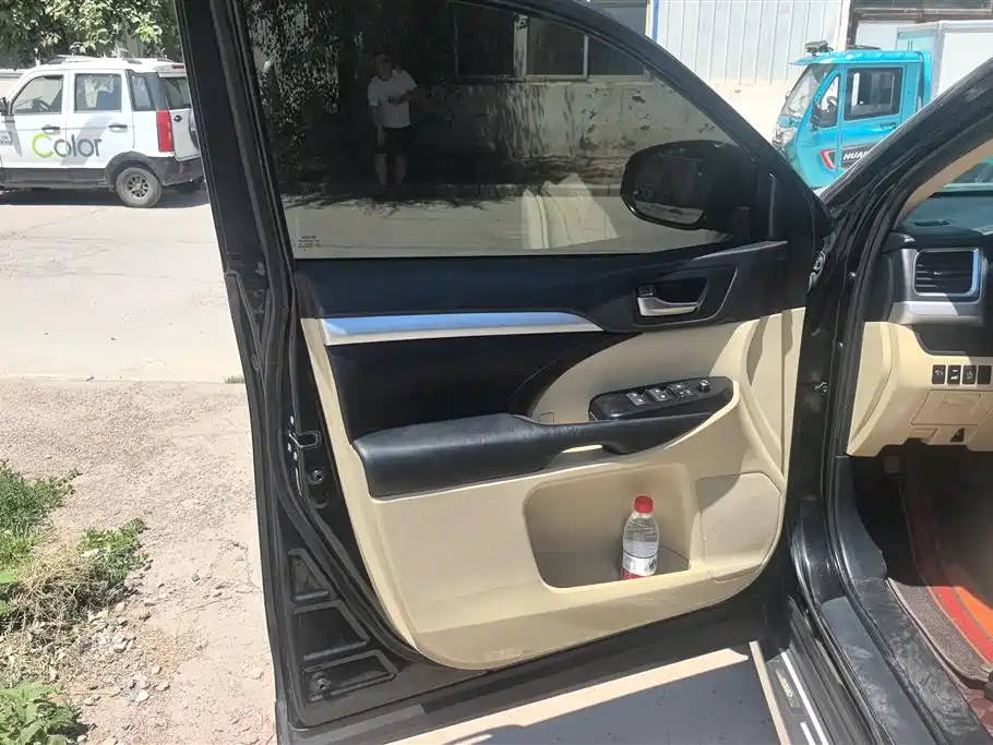 Toyota Highlander 2020