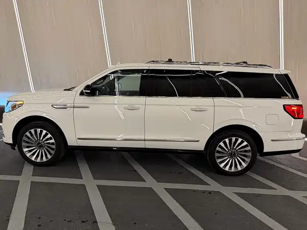 Lincoln Navigator 2020