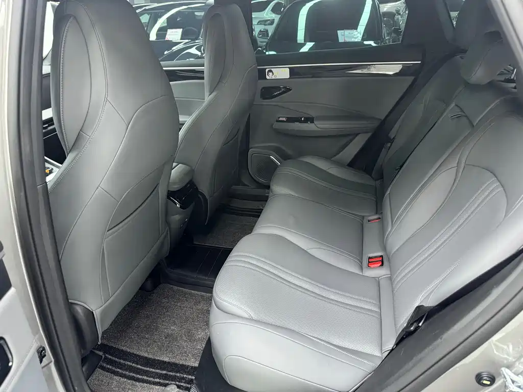 Geely Galaxy L7 2025 — фото 10