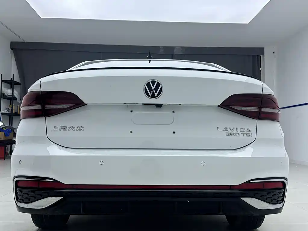 Volkswagen Lavida 2023