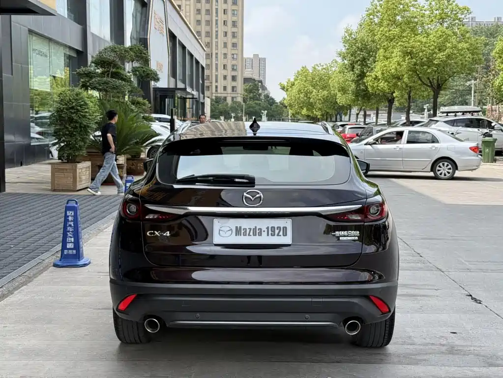 Mazda CX-4 2020