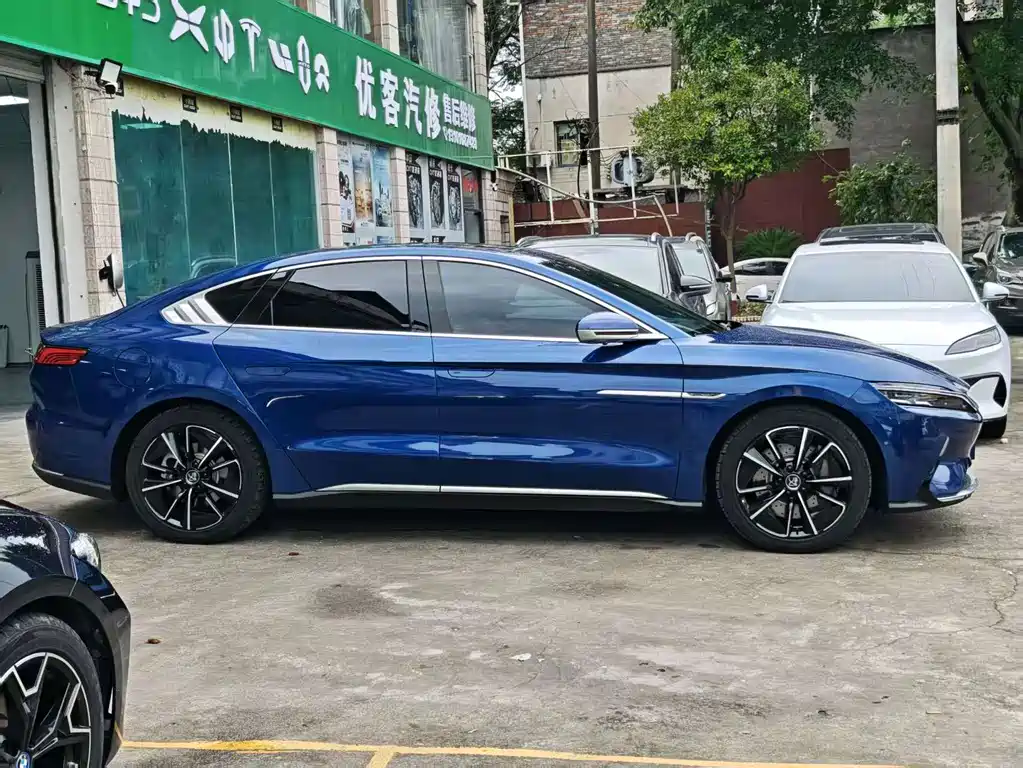 BYD Han 2022 — фото 3