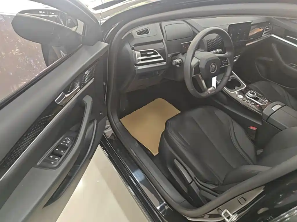 BYD Qin NEV 2022 — фото 16