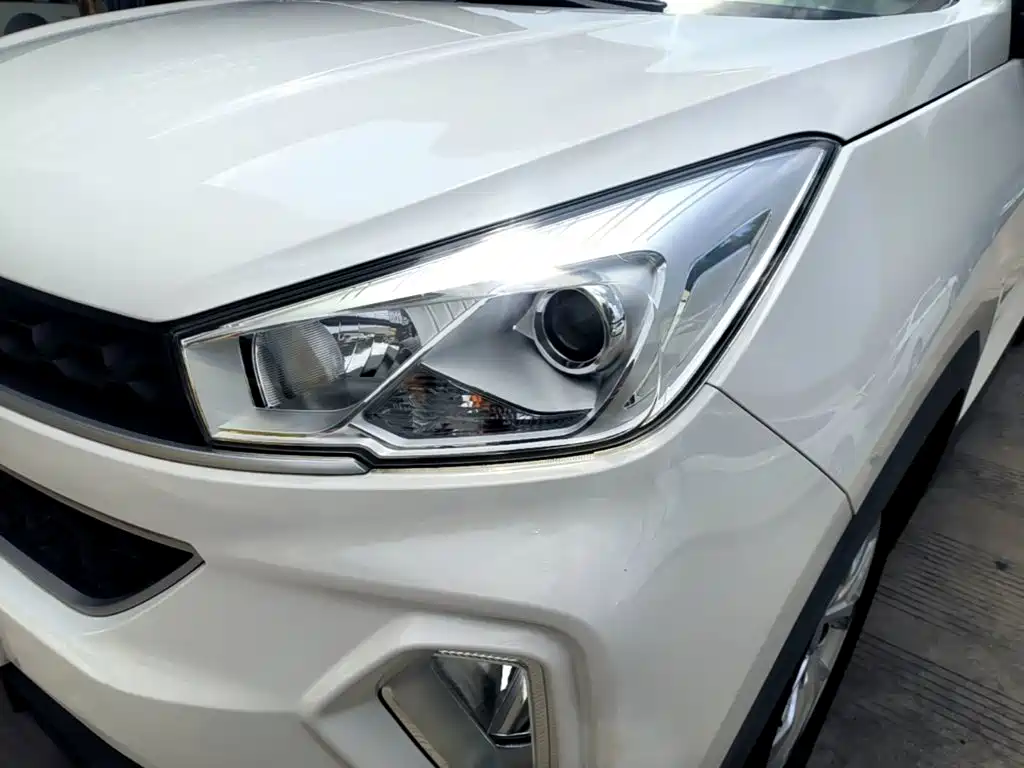 Wuling Hongguang S3 2018 — фото 24