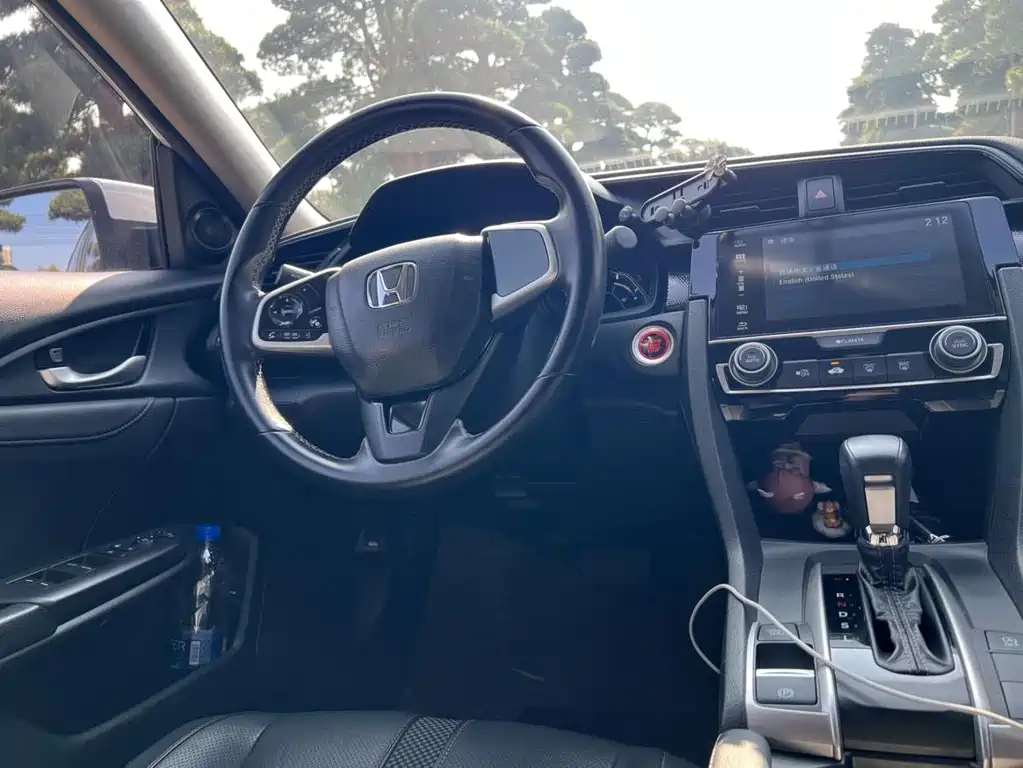 Honda Civic 2021 — фото 13