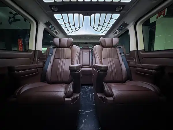 Mercedes-Benz Vito 2023