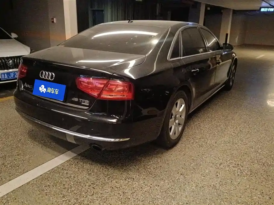 Audi A8 2012