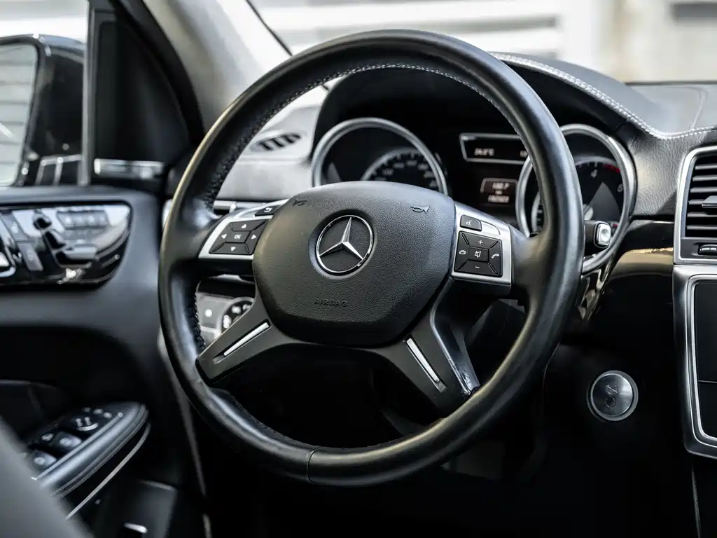 Mercedes-Benz GL-Class 2014 — фото 9