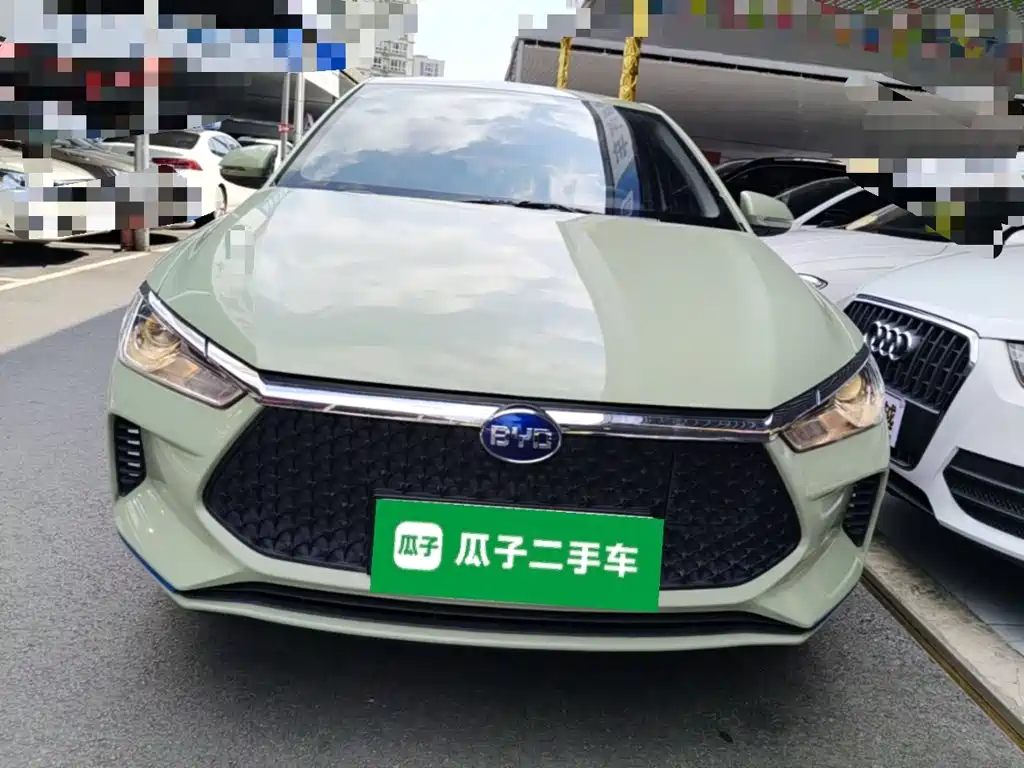 BYD e2 2021