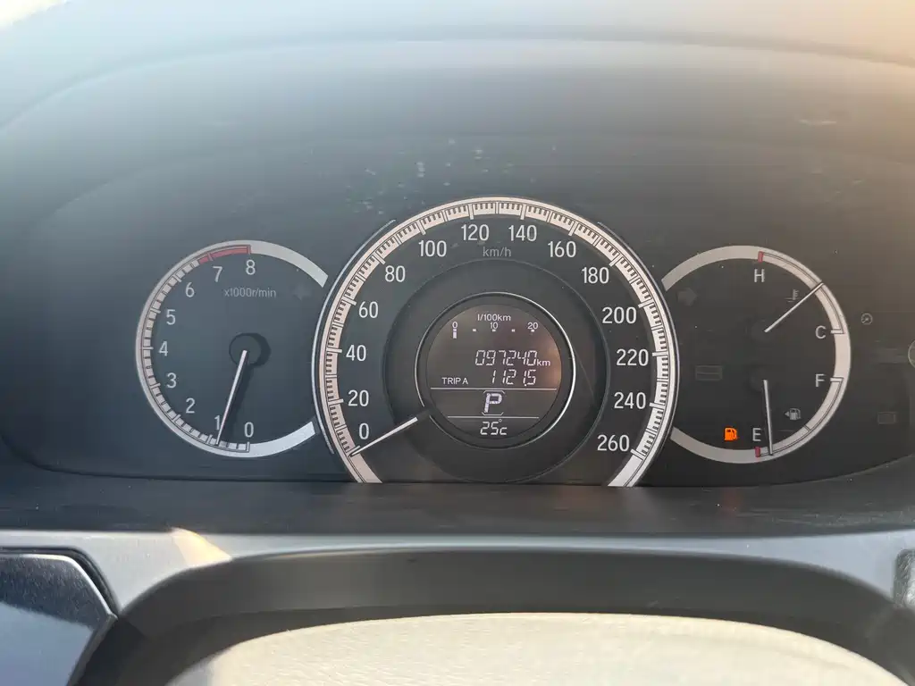 Honda Accord 2016 — фото 10