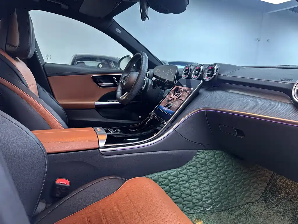Mercedes-Benz C-Class 2022 — фото 11