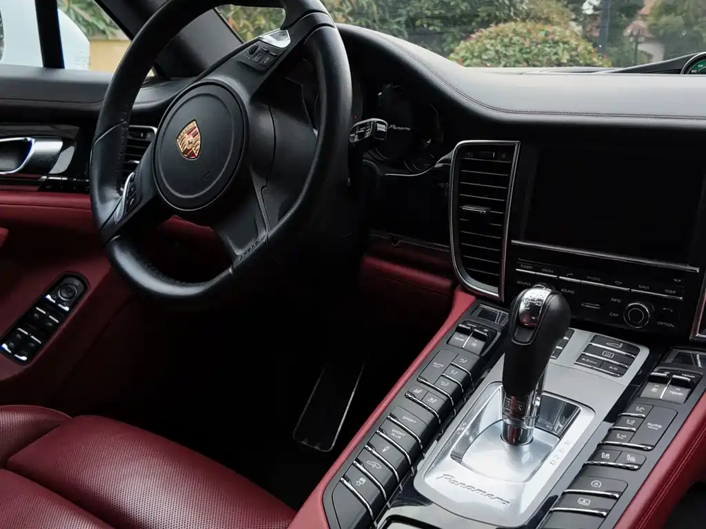 Porsche Panamera 2014 — фото 6