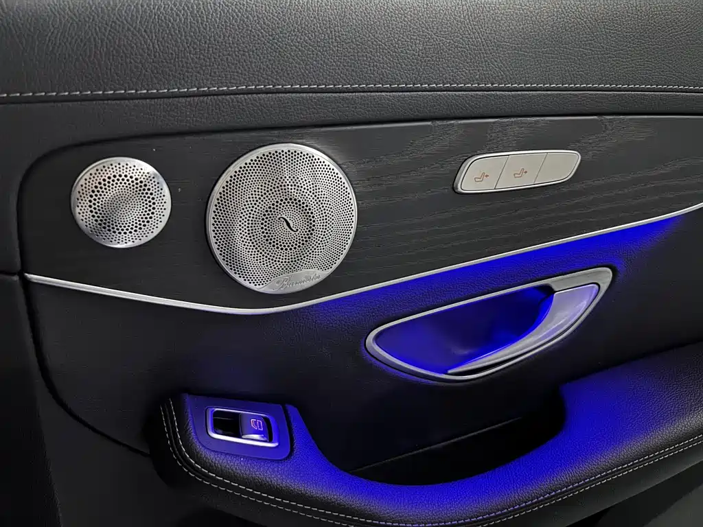 Mercedes-Benz C-Class 2021 — фото 15