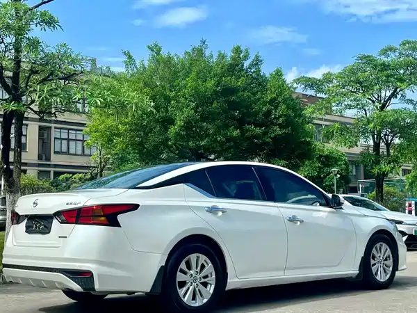 Nissan Teana 2020