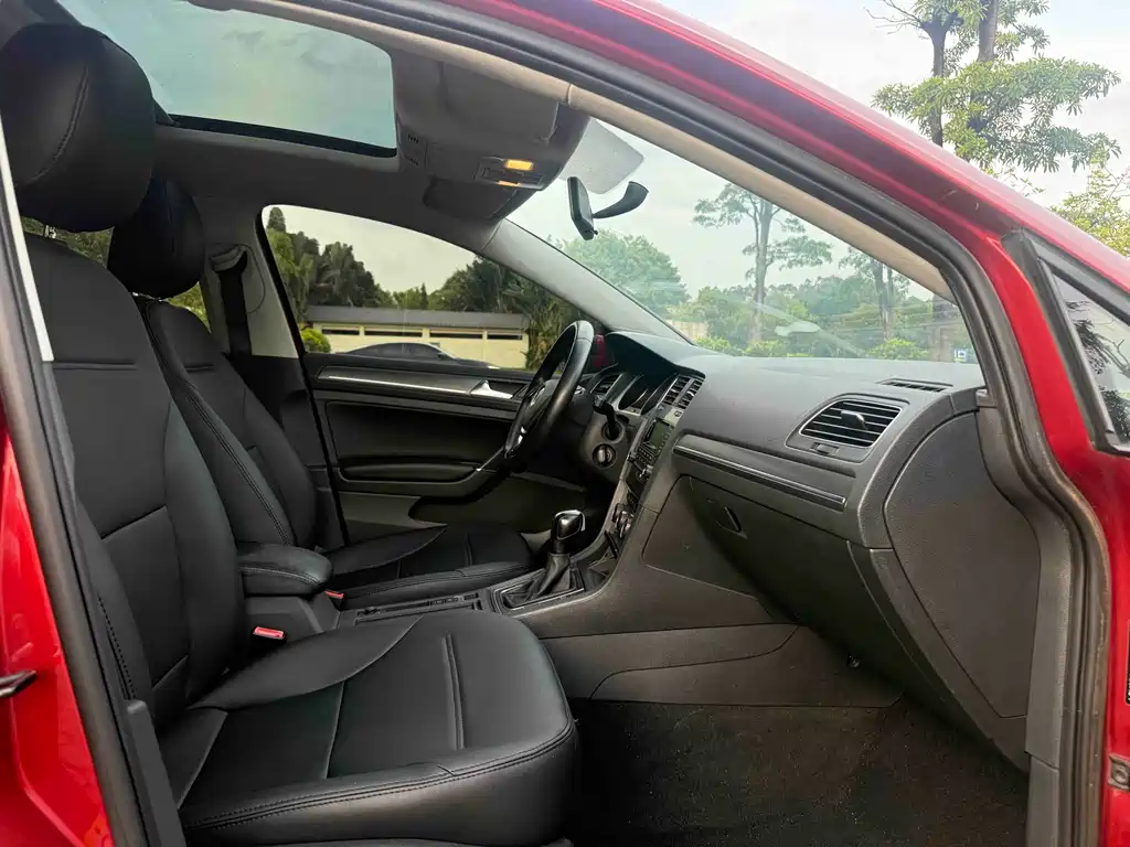 Volkswagen Golf 2014