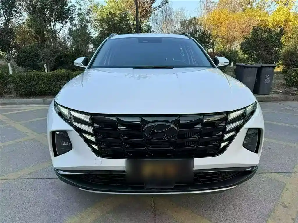 Hyundai Tucson 2023 — фото 11