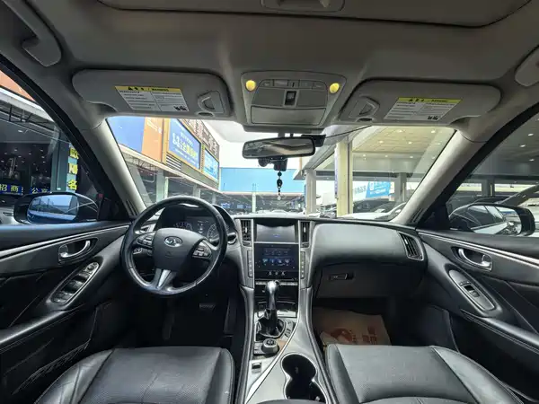 Infiniti Q50L 2018