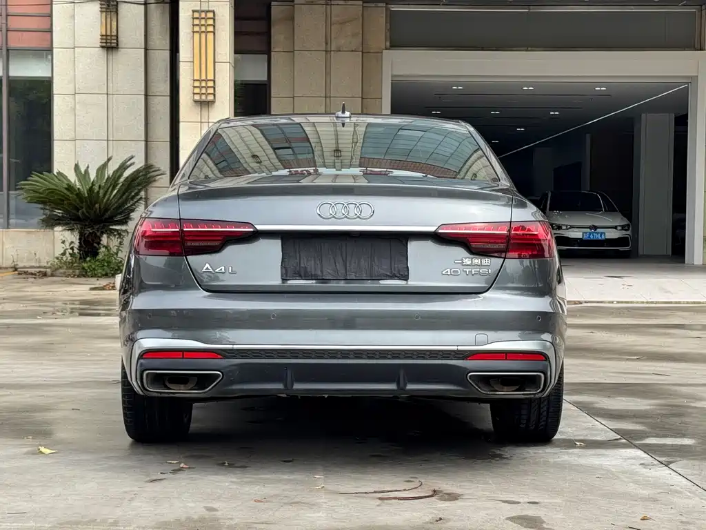 Audi A4L 2020 — фото 9