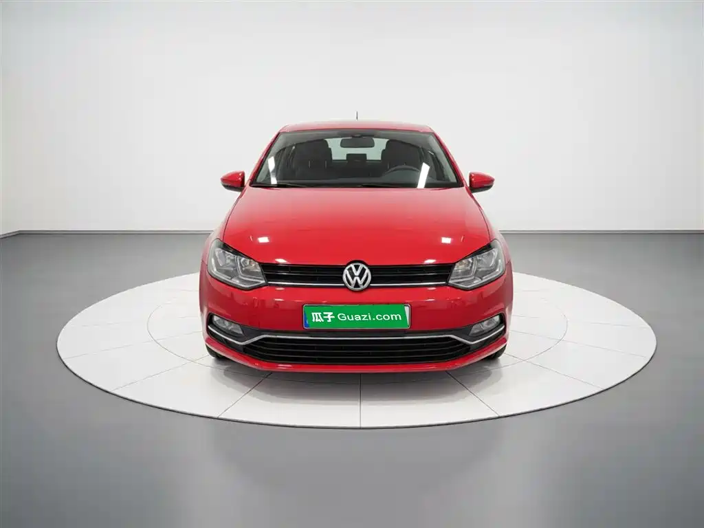 Volkswagen Polo 2015 — фото 3