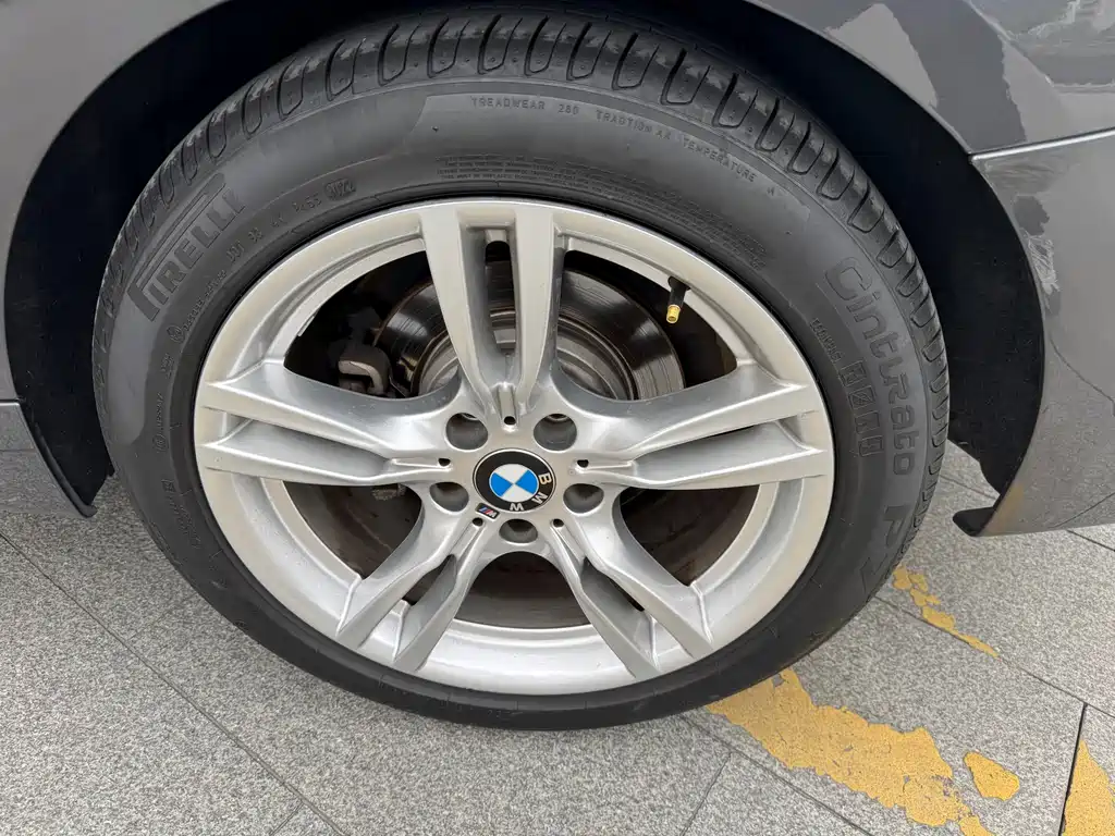BMW 3 Series GT 2018 — фото 11