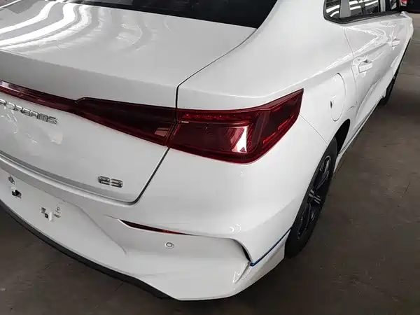 BYD e3 2021