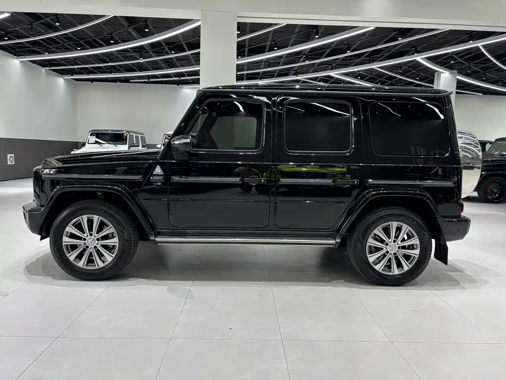Mercedes-Benz G-Class 2023 — фото 5