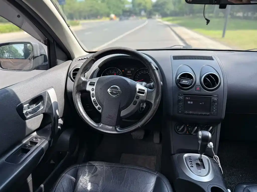 Nissan Qashqai 2015