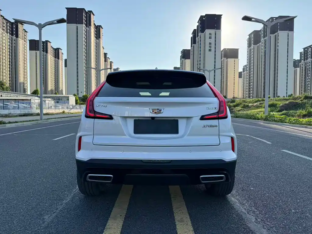 Cadillac XT4 2025 — фото 10