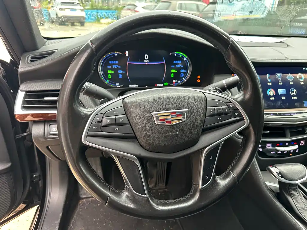 Cadillac CT6 PLUG-IN 2017 — фото 14