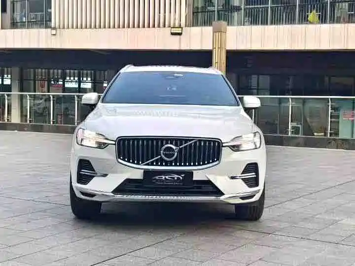 Volvo XC60 2024 — фото 2