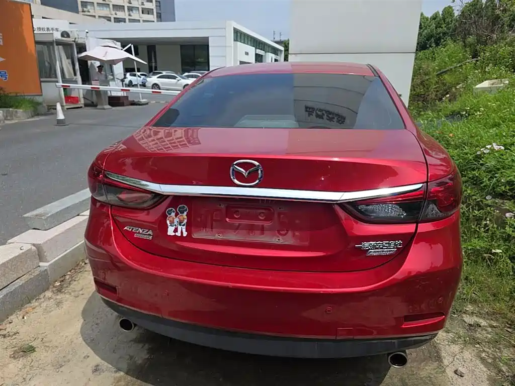 Mazda Atenza 2018 — фото 10