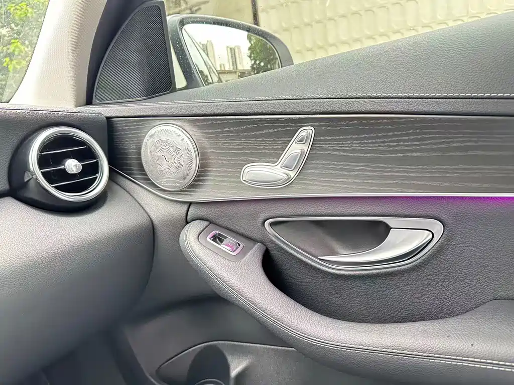 Mercedes-Benz C-Class 2021 — фото 15