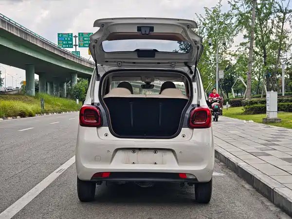 Wuling Hongguang MINIEV 2025