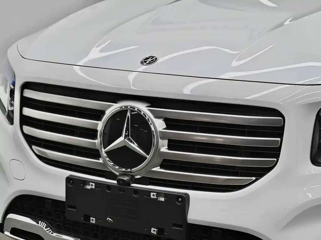 Mercedes-Benz GLB 2024 — фото 4