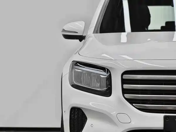 Mercedes-Benz GLB 2024