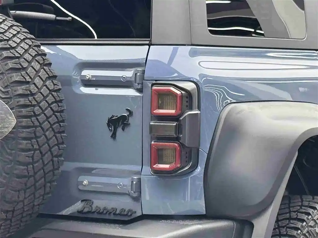 Ford Bronco 2024 — фото 19