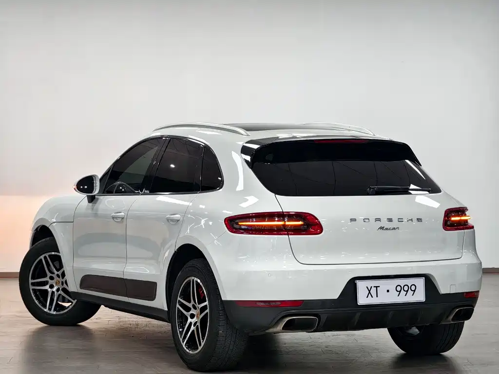 Porsche Macan 2017 — фото 3