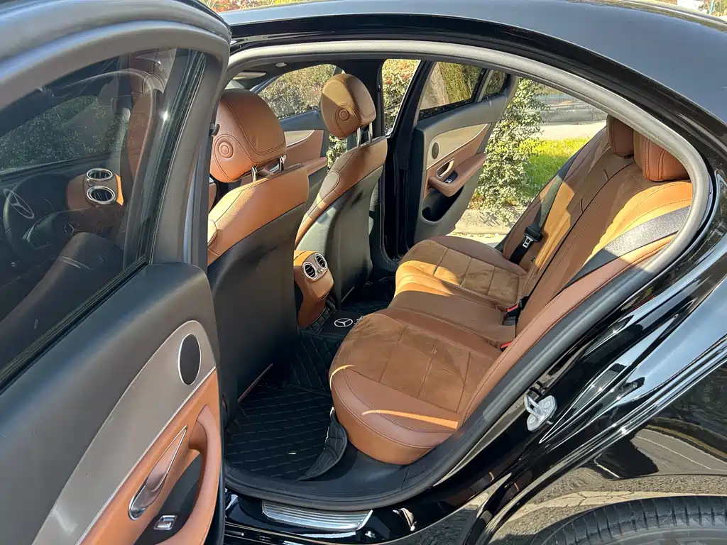 Mercedes-Benz E-Class 2018 — фото 4