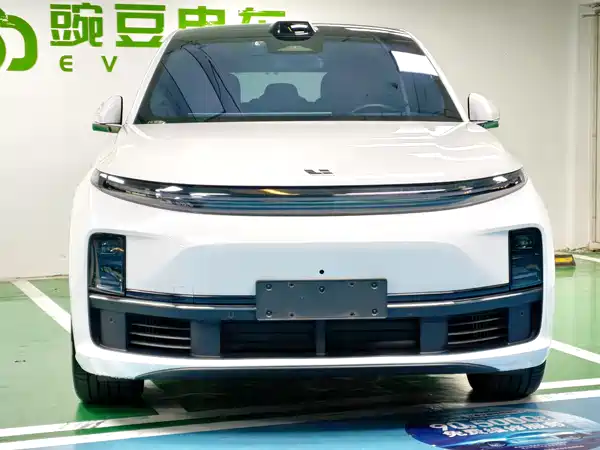 Li Auto L7 2024