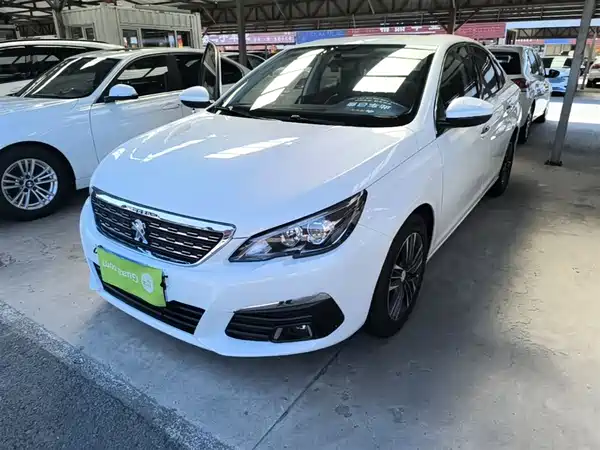 Peugeot 308 2016