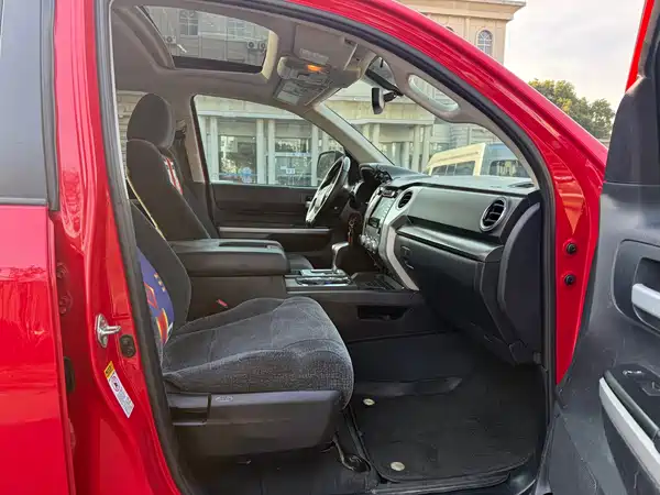 Toyota Tundra 2014