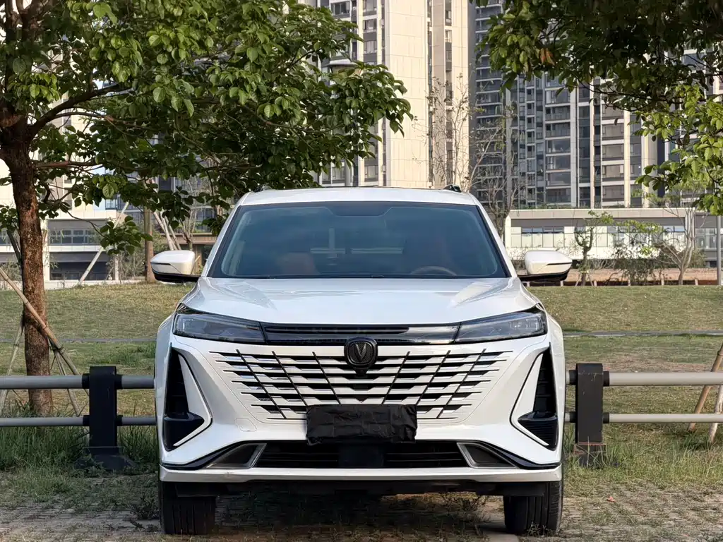 Changan CS75 PLUS 2024 — фото 2