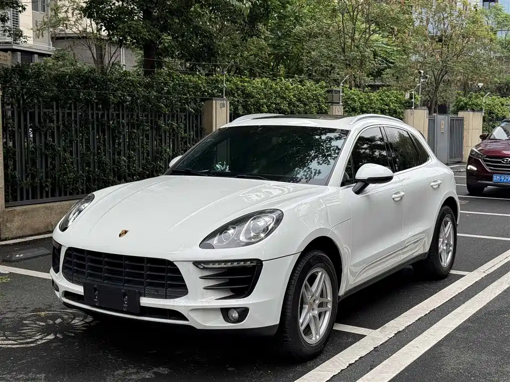 Porsche Macan 2016