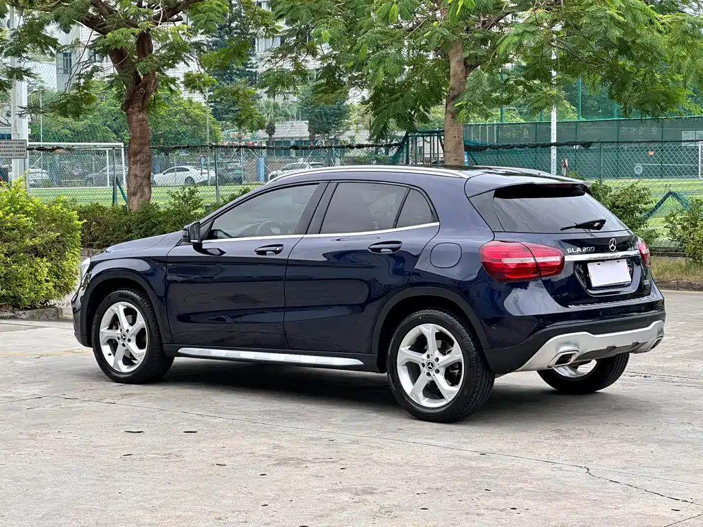 Mercedes-Benz GLA 2018 — фото 5