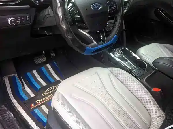 Ford Edge 2023
