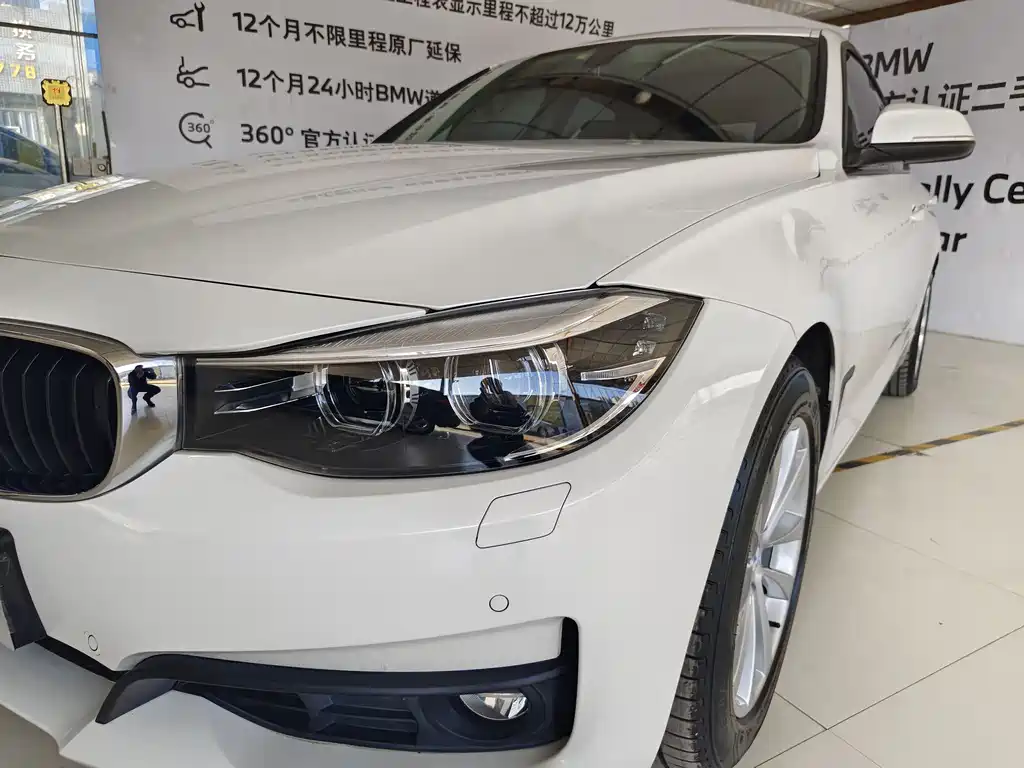 BMW 3 Series GT 2017 — фото 17